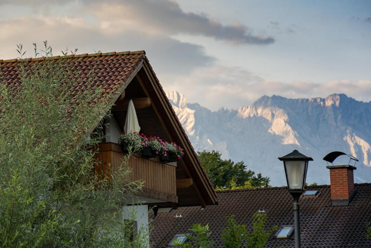 Das Bergquartier - Ferienwohnung Muhlberg Oberau  Esterno foto